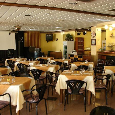 Hotel Faro Montichiari Buitenkant foto