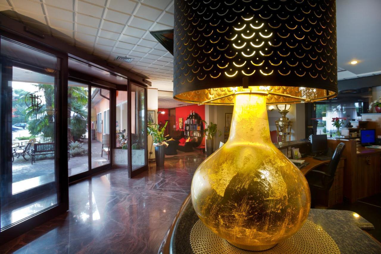 Hotel Faro Montichiari Buitenkant foto
