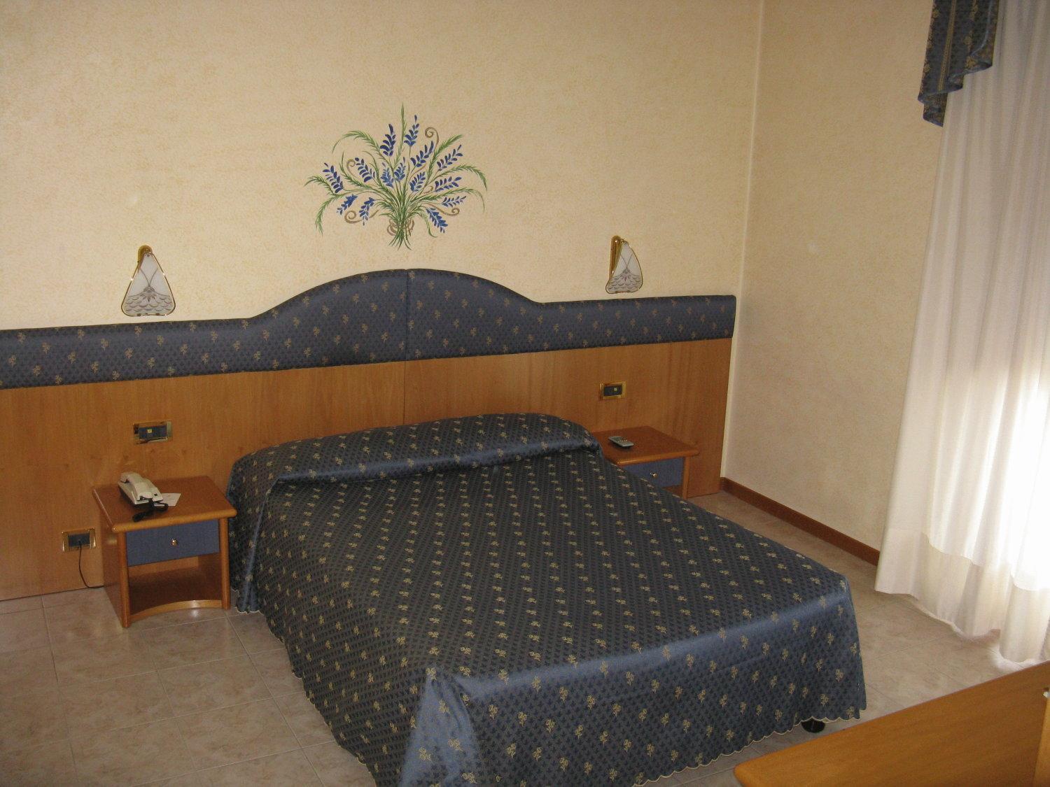 Hotel Faro Montichiari Buitenkant foto